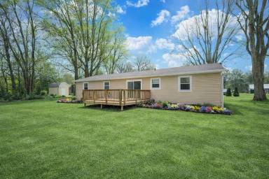 Main picture of 64 Stanley Hauver Dr