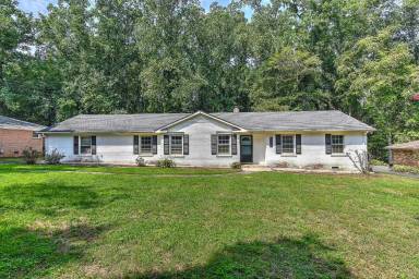 Main picture of 6233 Donna Dr