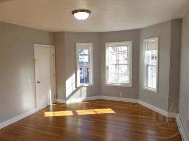 Main picture of 111 Union St