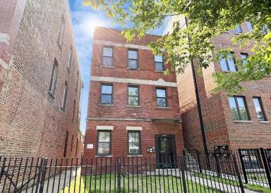 Main picture of 618 S Racine Ave