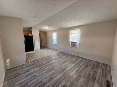 Main picture of 2210 Center St