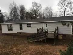 Main picture of 240 Blue Bird Hill Rd