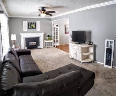 Main picture of 1136 18th Ave SW