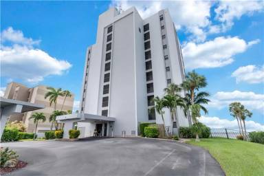 Main picture of Sunset North Condominiums