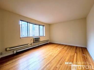 Main picture of 660 W Wrightwood Ave