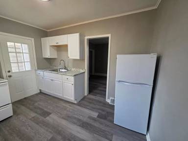 Main picture of 1020 Uvilla St