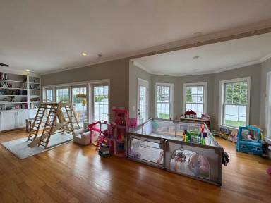 Main picture of 43 Canterbury Rd