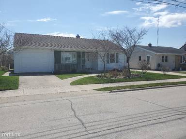 Main picture of 1925 30th St
