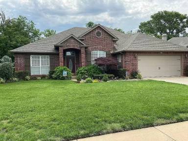 Main picture of 4308 S Walnut Ave