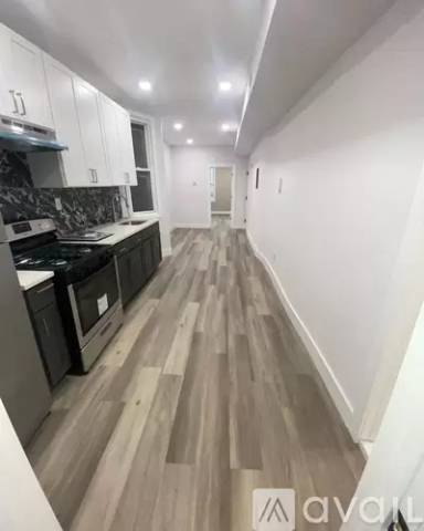 Main picture of 47 Logan Ave