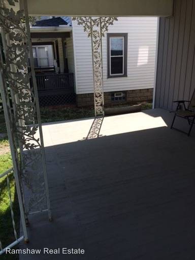Main picture of 311 W Columbia Ave