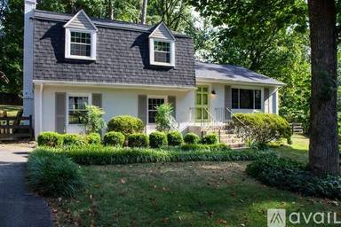 Main picture of 12401 Little Pond Ln