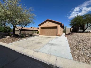 Main picture of 2793 Esmerelda Dr