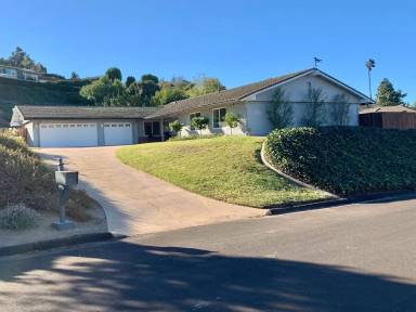 Main picture of 984 Trueno Ave