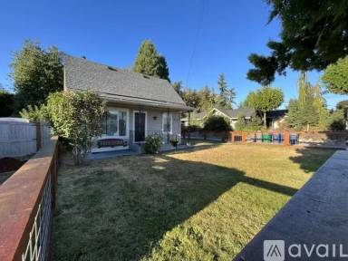 Main picture of 1021 E Orange Ave