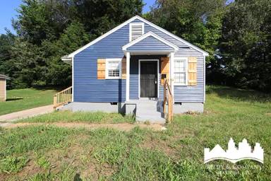 Main picture of 1577 Havana St