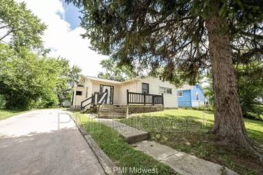 Main picture of 3519 Belmar Ave