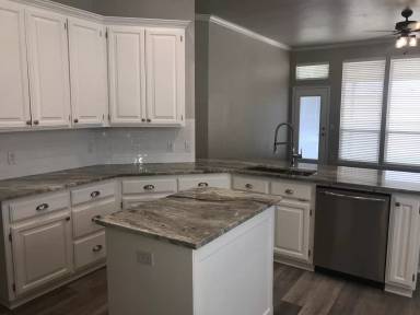 Main picture of 12528 Barnes Ter