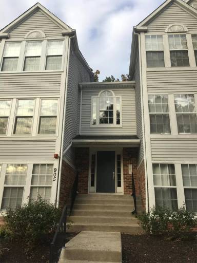 Main picture of 905 Woodbridge Ct