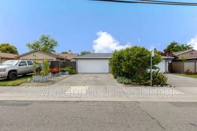 Main picture of 3042 53rd St