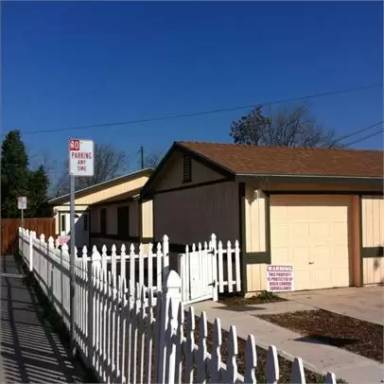 Main picture of 732 E 3rd St