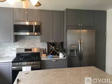 Main picture of 3804 Liberty Blvd
