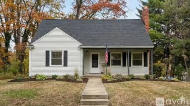 Main picture of 563 Rellim Dr
