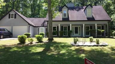 Main picture of 65 Foxcroft Ct