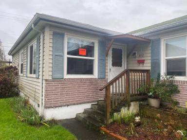 Main picture of 1010 16th Ave