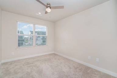Main picture of 1008 Riverbrook Dr