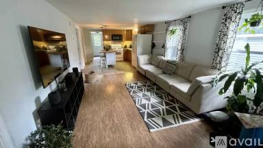 Main picture of 223 Bradford St