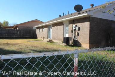 Main picture of 4612 Bonaparte Blvd