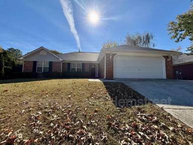 Main picture of 666 Wellington Dr