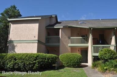 Main picture of 55 Bay Dr