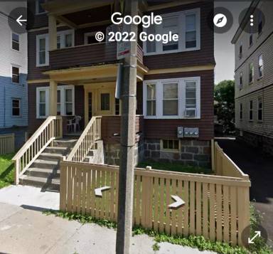 Main picture of 20 W Tremlett St