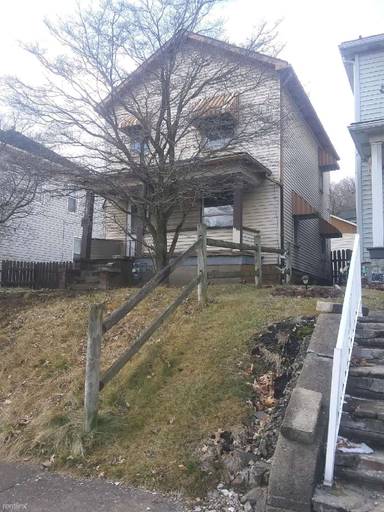 Main picture of 3035 West St