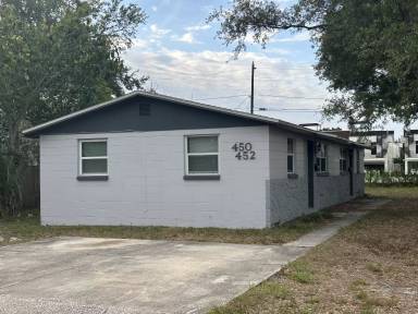 Main picture of 450 88th Ave N