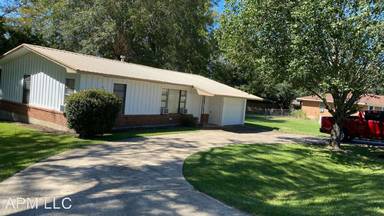 Main picture of 317 Bayou Oaks Dr