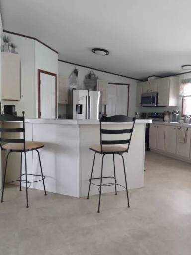 Main picture of 739 Proctor Ln