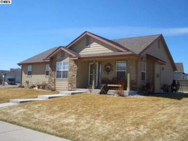 Main picture of 654 Foxtail Way