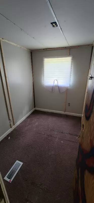 Main picture of 55 Jessie Ln