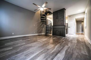 Main picture of 625 Barret Ave