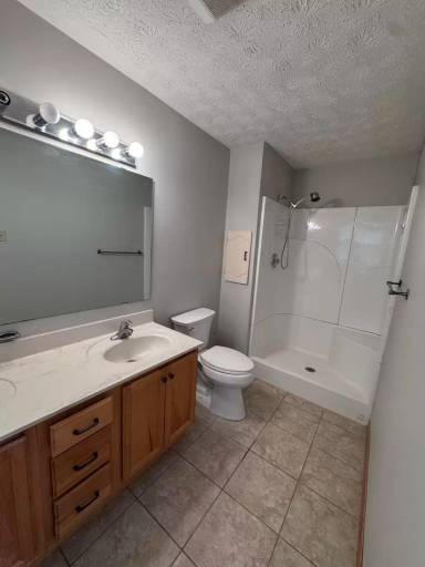 Main picture of 330 Heards Ln