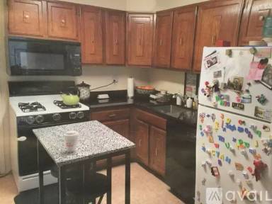 Main picture of 322 Woodland Ct