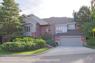Main picture of 4760 Meadow Creek Ln