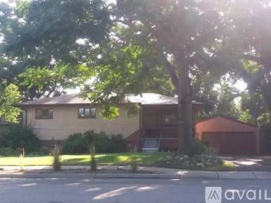 Main picture of 3922 Harlan St