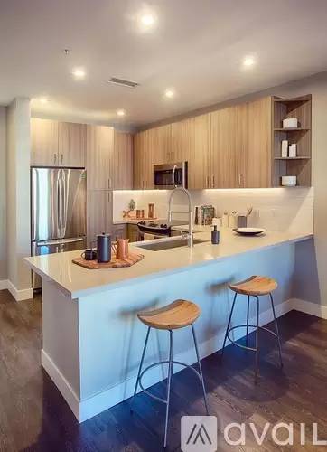 Main picture of 1192 S Logan St