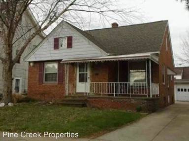 Main picture of 4940 E 108th St