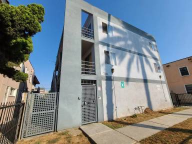 Main picture of 732 Olive Ave