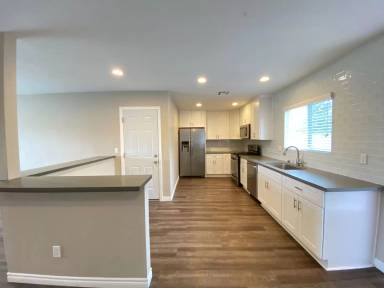 Main picture of 5224 E Falls View Dr